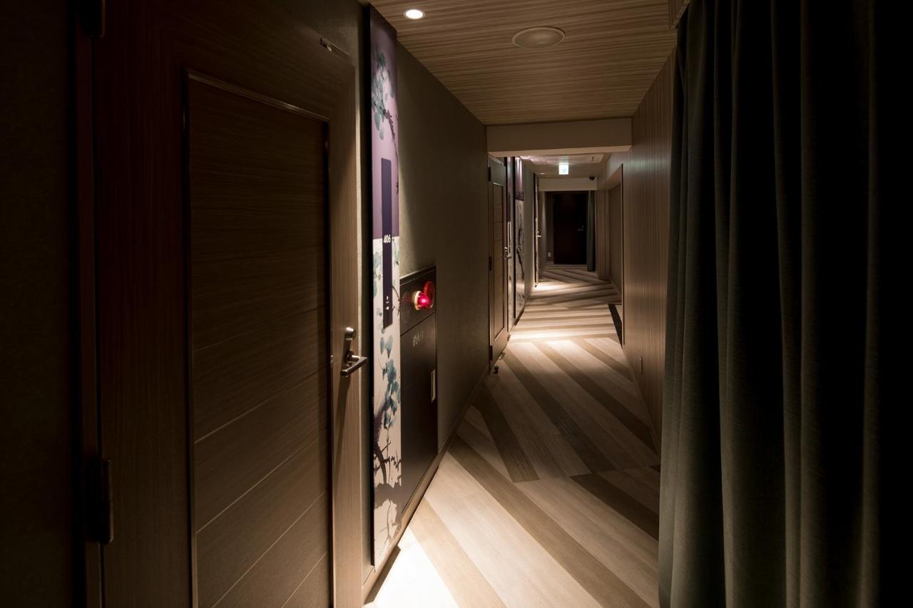 Hotel do amor Sen (adults Only)